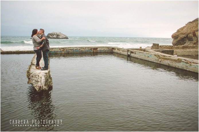 san_francisco_engagement_photos_sutra_baths_baker_beach_s+c_0002