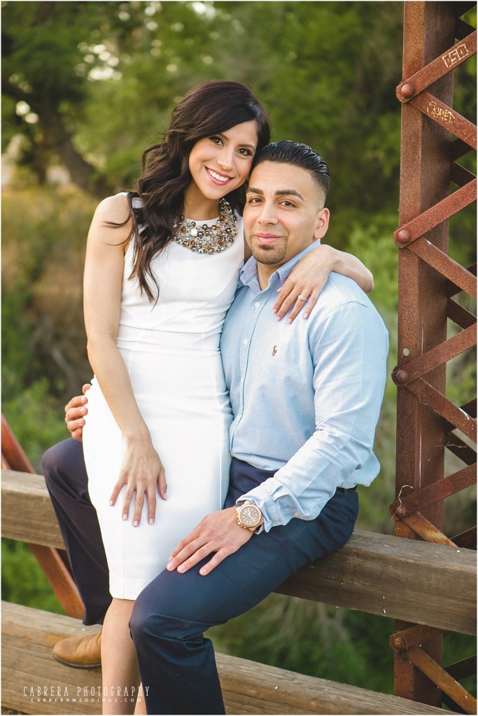 country_rustic_engagement_photos_cabrera_photography_0006