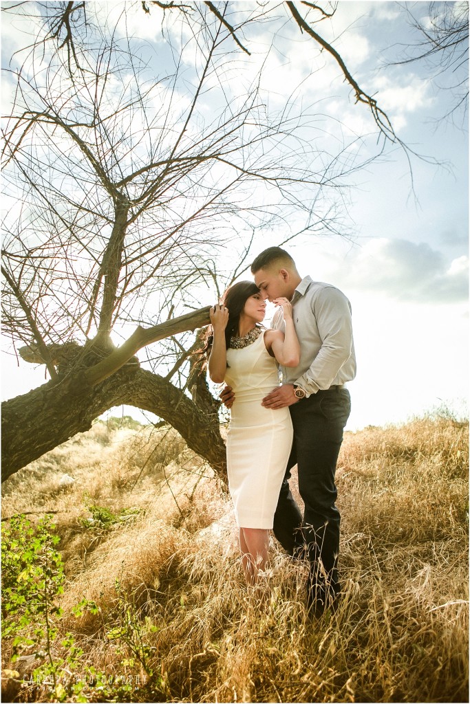 country_rustic_engagement_photos_cabrera_photography_0009