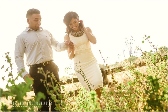 country_rustic_engagement_photos_cabrera_photography_0010