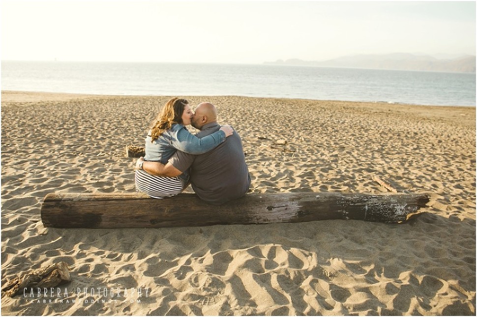 san_francisco_engagement_photos_Baker_Beach_0010