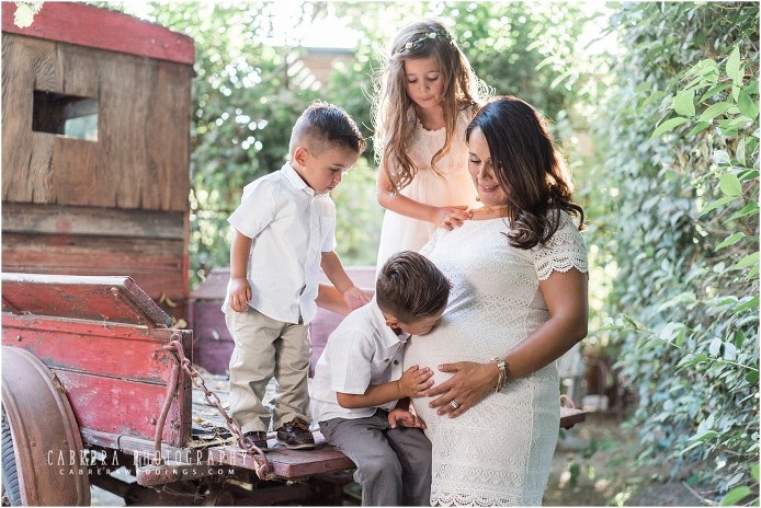 pageo_lavender_farms_turlock_maternity_cabreraphotography_lg_0014